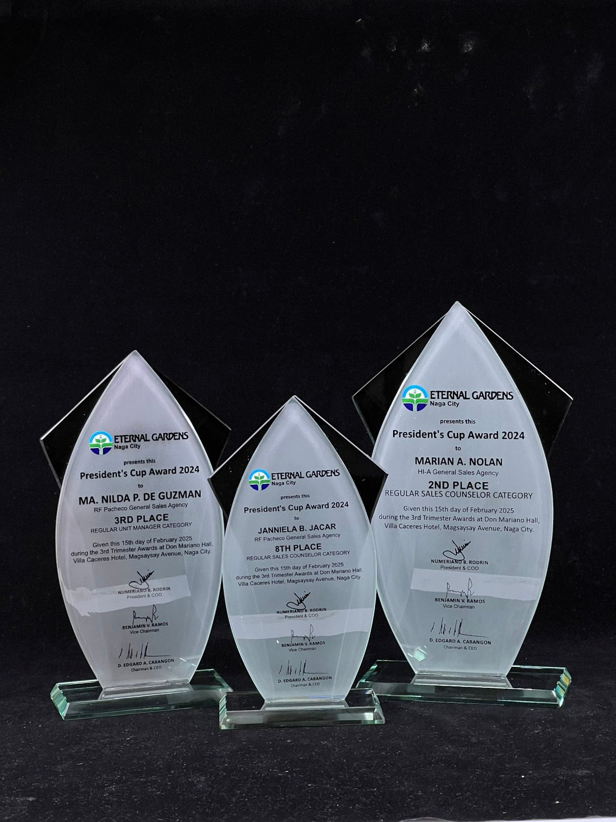 Best-Selling Glass Plaque Awards - GPA-013