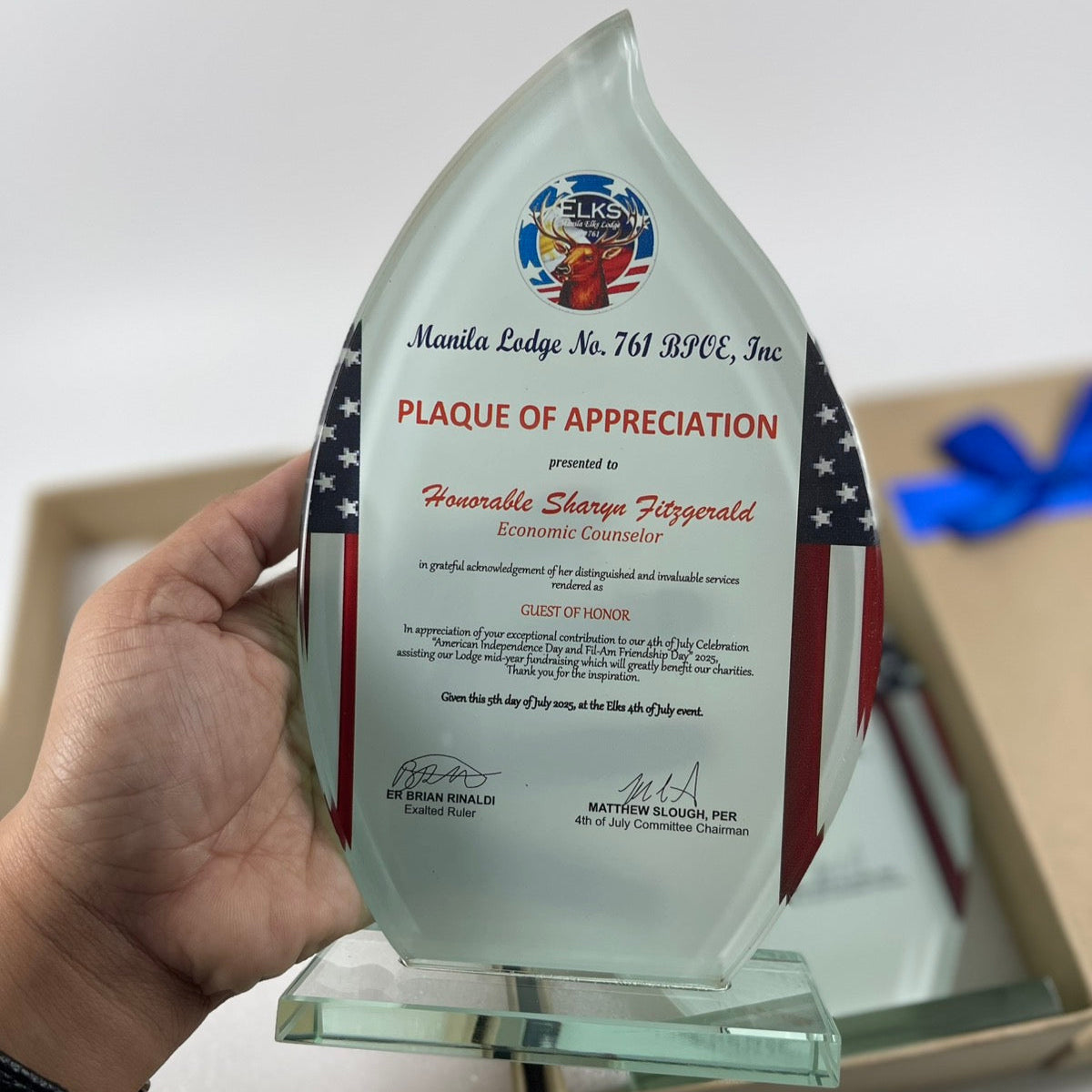 Rush Order Glass Plaque Awards - RA023