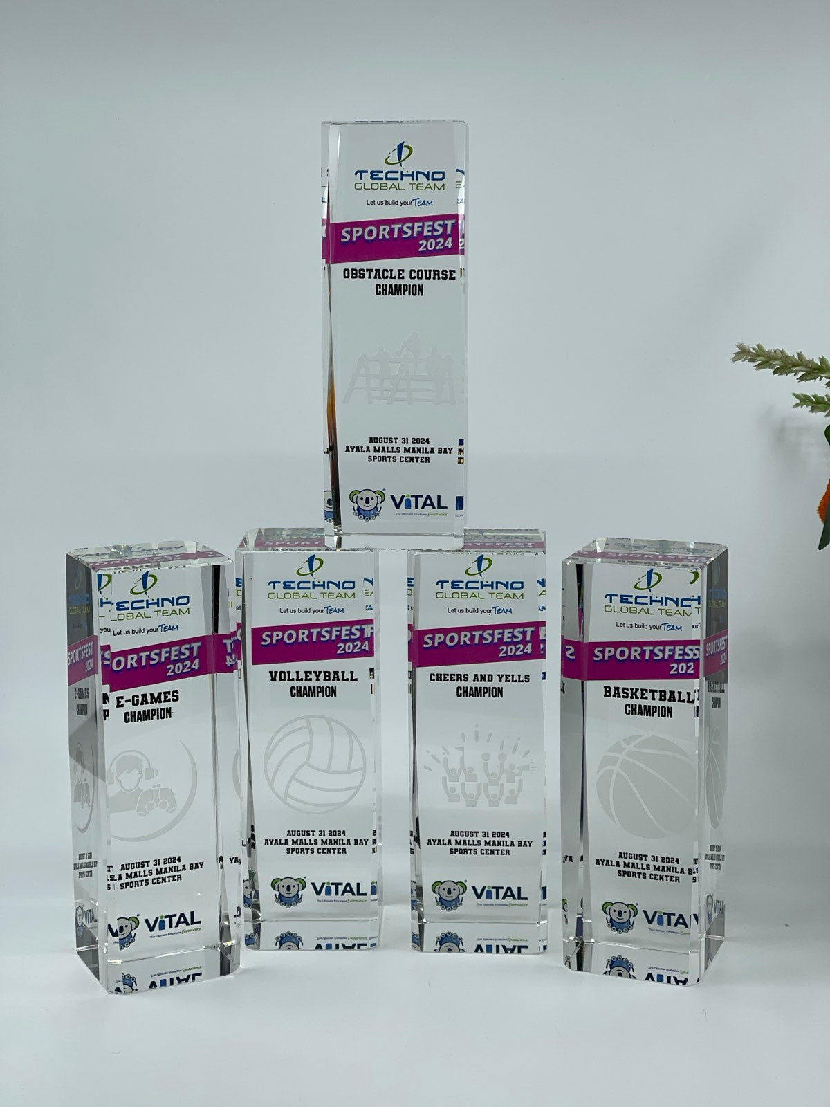 Crystal Sports Trophies And awards Design - SA-005